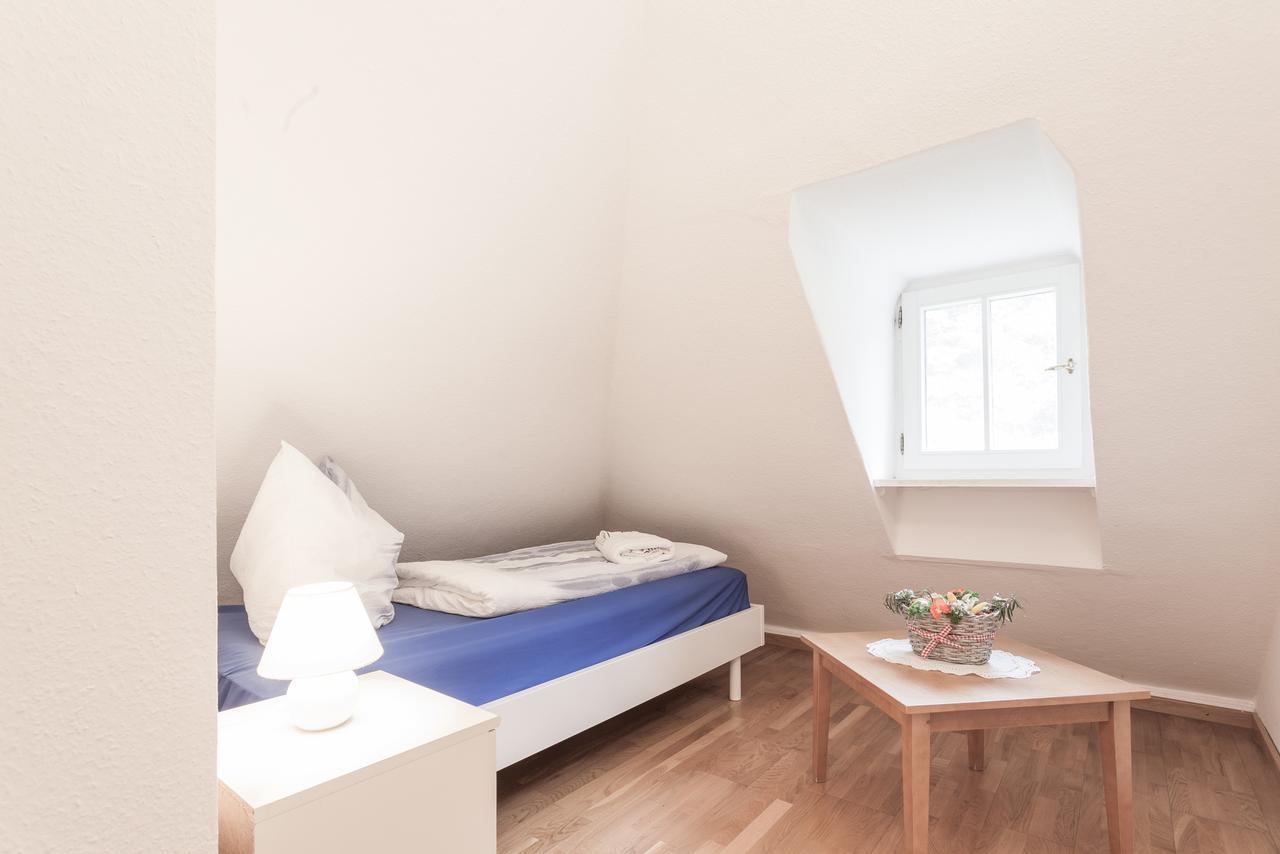 Gaestehaus Villa Rose Durrrohrsdorf 객실 사진