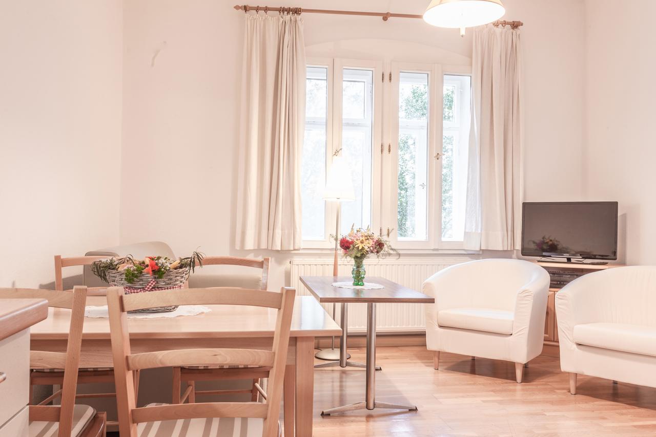 Gaestehaus Villa Rose Durrrohrsdorf 객실 사진